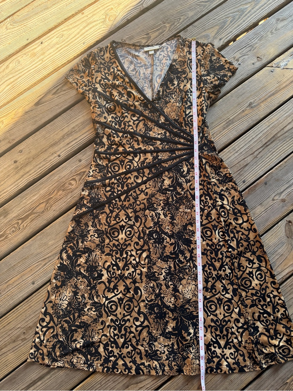 DressBarn Black Tan Baroque Scroll Print Faux Wrap Midi Dress Size 14 - Picture 7 of 9